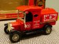 Preview: Matchbox Yesteryear Ford T 1912 - 16 Red Crown Gasoline Y3