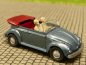 Preview: 1/87 Wiking VW Käfer 1303 Cabrio mit Personen stratoblaumetallic 033 4A