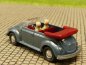 Preview: 1/87 Wiking VW Käfer 1303 Cabrio mit Personen stratoblaumetallic 033 4A