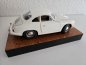 Preview: 1/18 Burago Porsche 356 B Coupe 1961 auf Wurzelholzplatte 3721