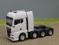 Preview: 1/87 Herpa MAN TGX GX Schwerlastzugmaschine 4-achs (luftgefedert, 8x4) weiß 316958