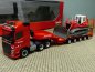 Preview: 1/87 Herpa Volvo FH Gl 6x4 Kutter Tieflade-Sattelzug + Liebherr Planierraupe 312981