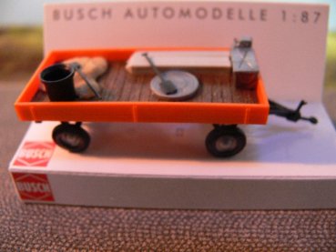 1/87 Busch Anhänger Bauhof mit Beladung 44972