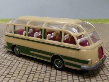 1/87 Brekina Setra S6 grünbeige 56019