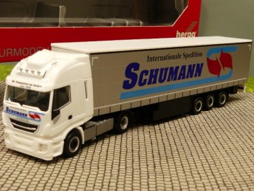 1/87 Herpa Iveco Stralis XP Gardinenplanen-Sattelzug Spedition Schumann 310048