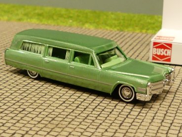 1/87 Busch Cadillac Station Wagon´66 Bestattungswagen grünmetallic 42921