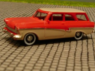 1/87 Brekina Ford Taunus 17m Kombi rosa beige 1906