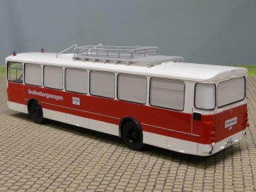 1/87 Brekina MB O 305 Feuerwehr HH Großrettungswagen weiß/rot