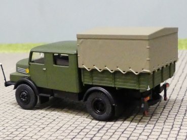 1/87 Brekina IFA S 4000-1 Bautruppwagen Volkspolizei 71753