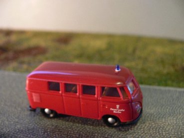 1/87 Brekina # 0019 VW T1 a Feuerwehr Berlin Bus 3131