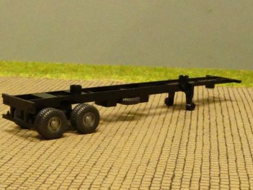 1/87 Wiking 40ft Container Chassis USA schwarz Felgen silber