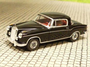 1/87 Brekina MB 220 S Coupe schwarz 13500 Starmada