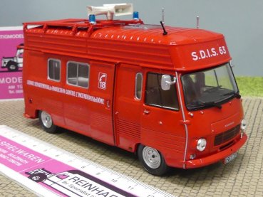 1/43 IXO Peugeot J7 PCM Pompiers Feuerwehr KL037