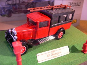 1/43 Verem Citroen C4 Fourgon Feuerwehr Mannschaftswagen