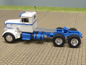 1/87 Brekina Peterbilt 281 weiss/blau 85761