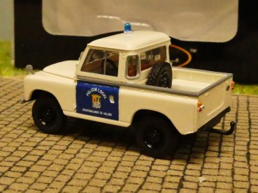1/87 Brekina Land Rover 88 Police Local 13865