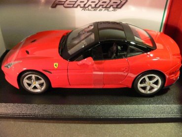 1/18 Burago Ferrari California T Cabrio geschlossen rot 16003RO