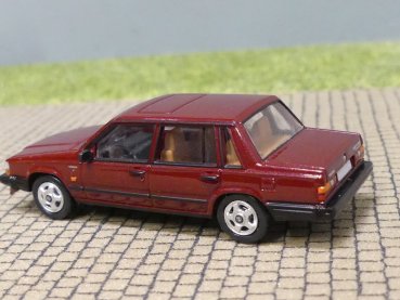 1/87 PCX Volvo 740 dunkelrot metallic 870663