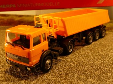 1/87 Herpa Iveco Baukipper-Sattelzug kommunalorange 309356