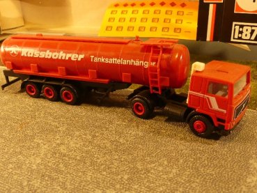 1/87 Herpa Volvo F12 Kässbohrer Tank Sattelzug #101