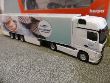 1/87 Herpa MB Actros Gigaspace Kühlkoffer SZ Deutsche See 308205