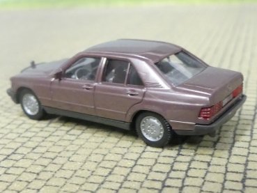 1/87 Wiking MB 190 E braun 145 5