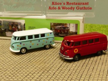 1/87 Brekina # 2110 + 2111 VW T1 Woodstock + Alice's Restaurant Set