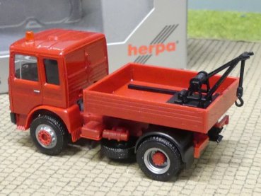 1/87 Herpa MAN F8 Abschleppwagen dunkelrot