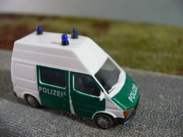 1/87 Rietze Ford Transit Polizei Kasten HD weiß/grün 50629