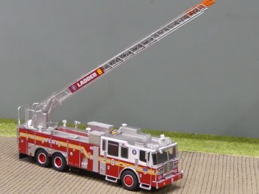 1/87 PCX Ferrara Ultra FDNY Manhatten #8 870693