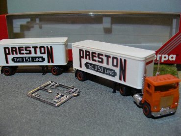 1/87 Herpa Freightliner Preston US Truck 140690