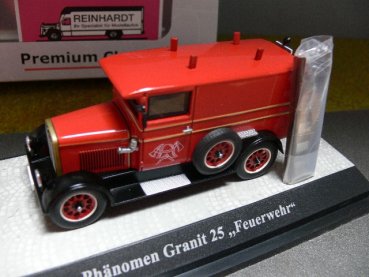 1/43 Premium Classixxs Phänomen Granit 25 Feuerwehr rot 2013 11554*