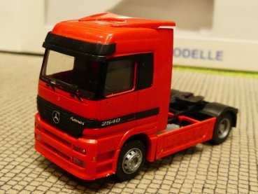 1/87 Rietze MB Actros 2-Achs ZM rot 65702