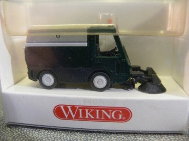 1/87 Wiking Hako Kehrmaschine dunkelgrün/grau 657 02