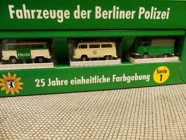 1/87 Brekina VW T2 Fahrzeuge der Berliner Polizei Serie 1 90368