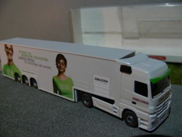 1/87 Wiking MB Actros Stiebel Eltron Koffer-Sattelzug 0529 04 B