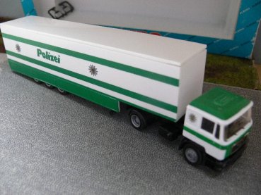 1/87 Albedo Man F90 Polizei Koffer-Sattelzug 800047