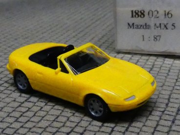 1/87 Wiking Mazda MX 5 Cabriolet gelb 188 02