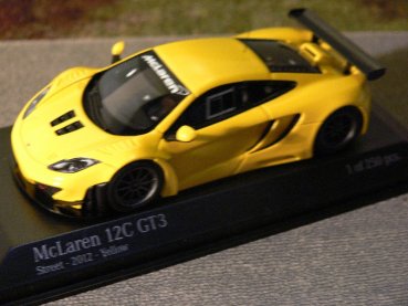 1/43 Minichamps McLaren 12C GT3 Street 2012 gelb 437 121396