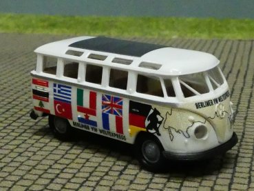 1/87 Brekina # 1757 VW T1 b Samba Berliner VW Weltexpress 31837