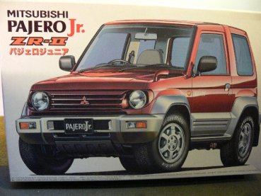 1/24 Fujimi Mitsubishi Pajero Jr. ZR-II Bausatz 03394