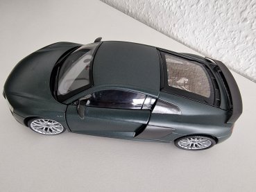 1/18 Kyosho Audi R8 V10 Plus Coupe carmouflagegrün