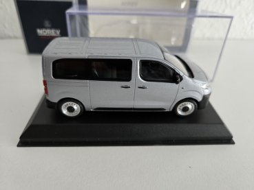 1/43 Norev Peugeot Expert 2014 Aluminium silber 479866