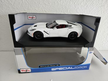 1/18 Maisto Corvette Stingray Z51 2014 weiß 31677