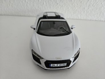 1/18 I-Scale Audi R8 Spyder V10 Suzukagrau