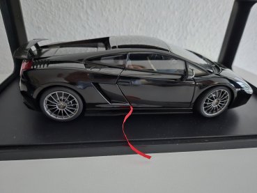 1/18 AUTOart Lamborghini Gallardo Superleggera schwarz metallic 74582