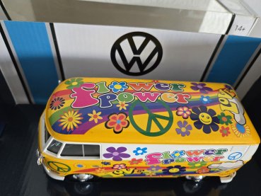 1/24 Motor Max VW T1 Flower Power Love 79575