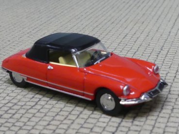 1/87 Brekina Citroen DS Cabrio rot, Verdeck geschlossen 14230