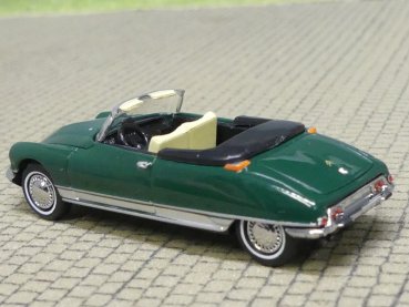 1/87 Brekina Citroen DS Cabrio dunkelgrün 14228