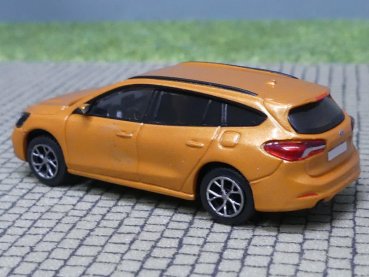 1/87 PCX Ford Focus Turnier ST orange metallic 870378